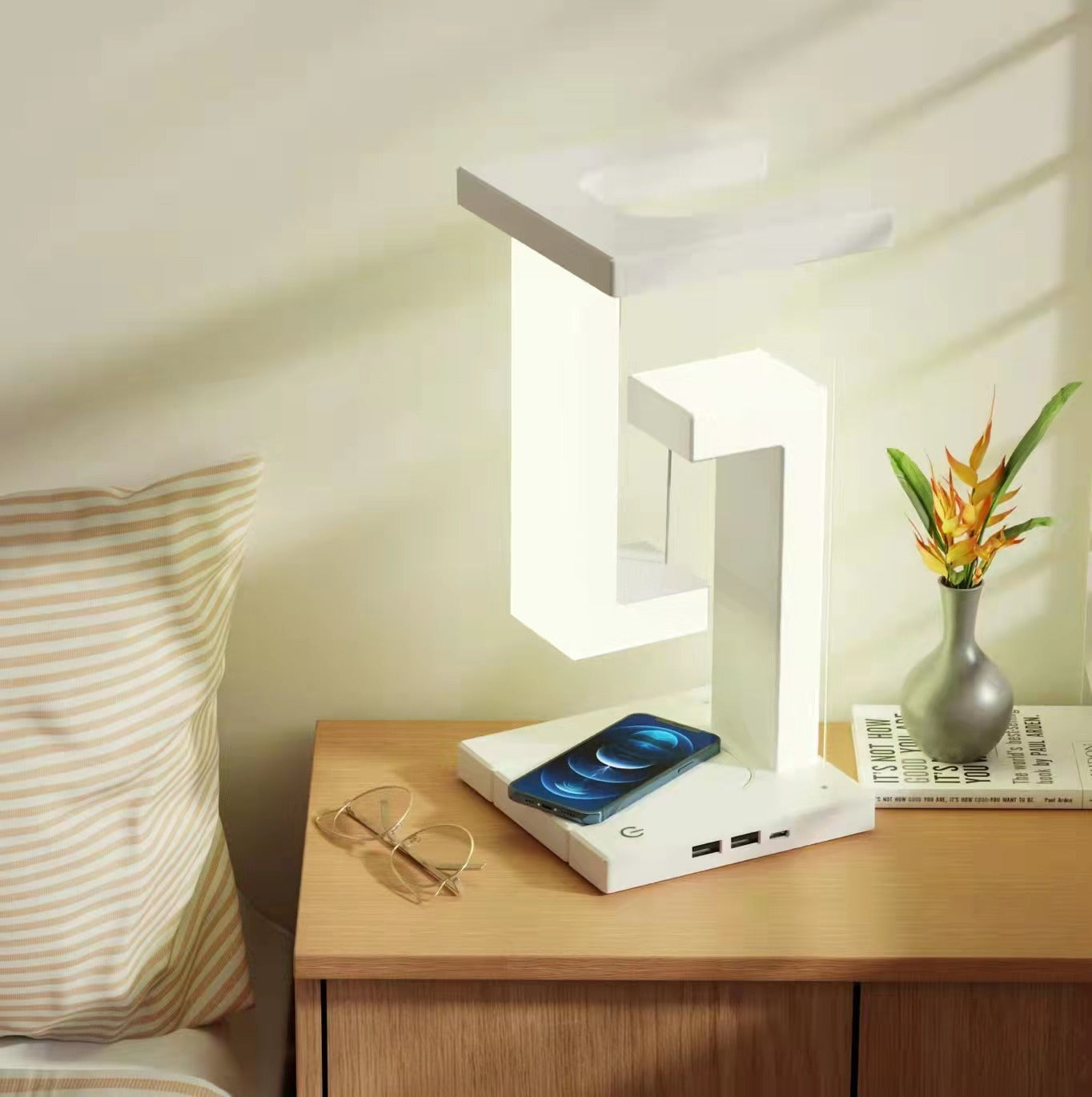 Creative Smartphone Wireless Charging Suspension Table Lamp Balance Lamp Floating For Home Bedroom - BossAura